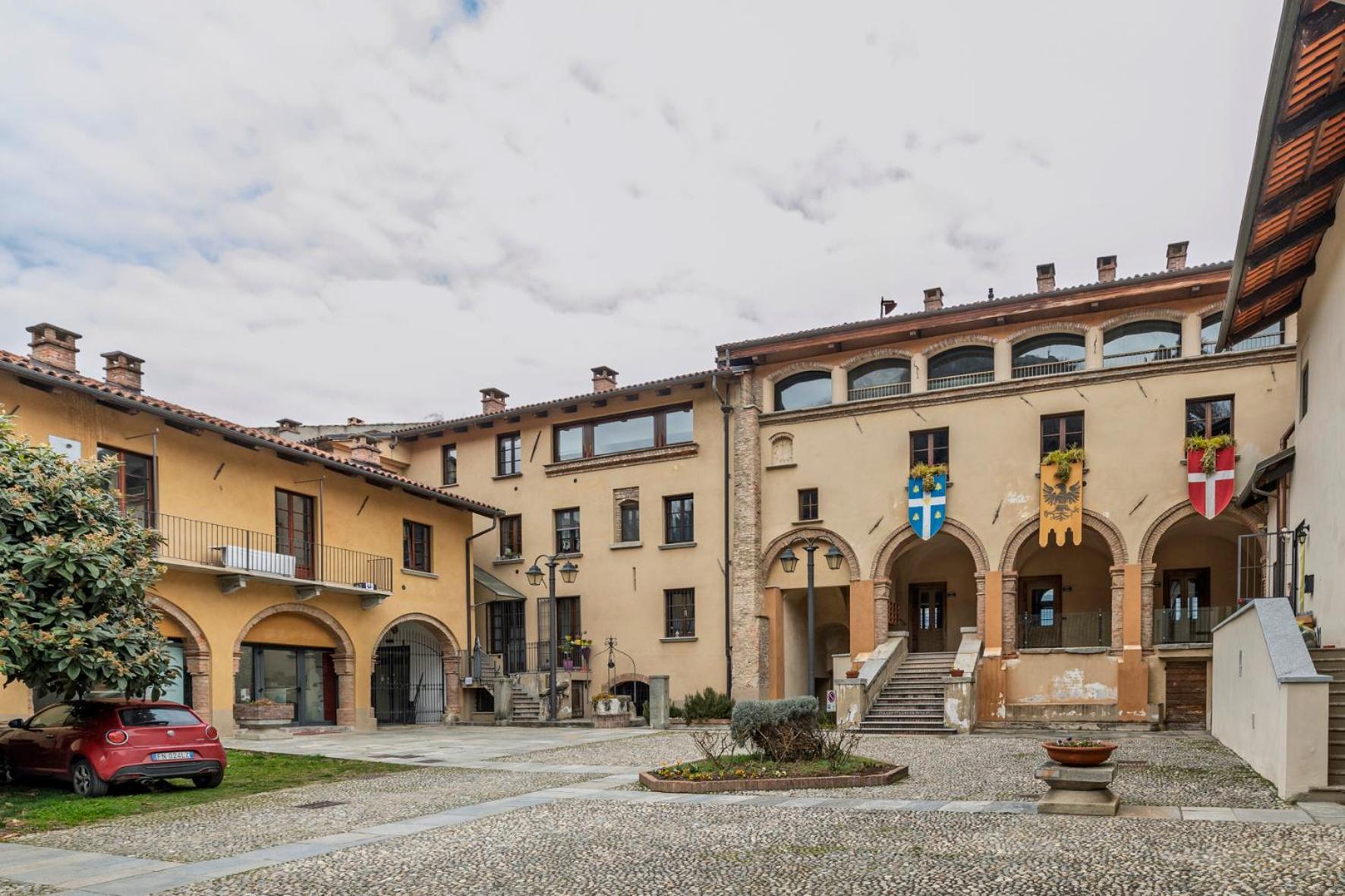 Appartamento Palazzo Dei Duchi Avigliana Exterior photo